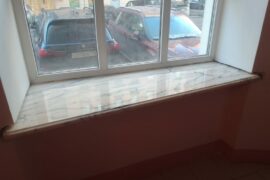 Квартира. Подоконники монтаж мрамор